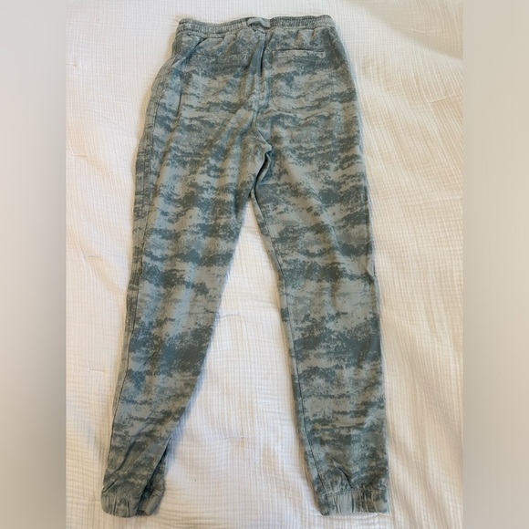 Athleta Farralon joggers in sage print - XS - Picture 2 of 6